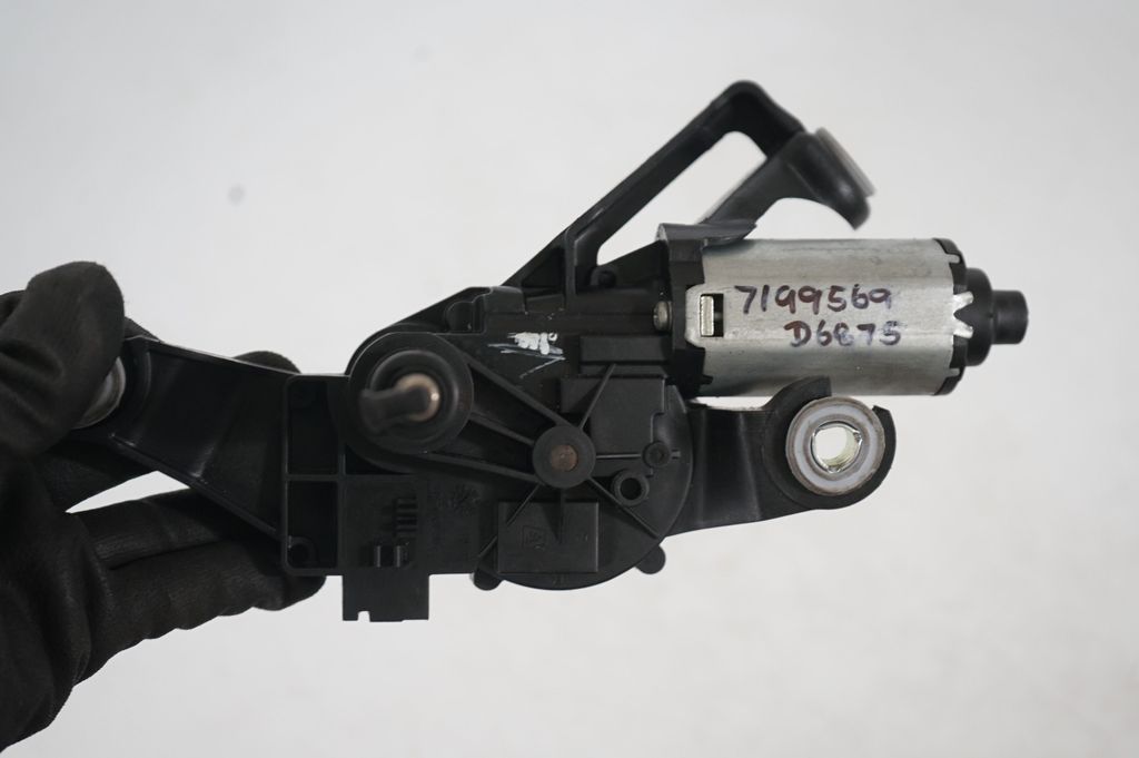 Tailgate/trunk/boot lift motor (8)