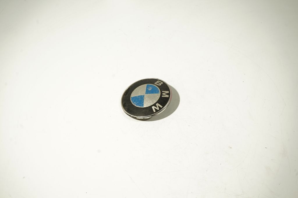 Manufacturer badge logo/emblem (3)