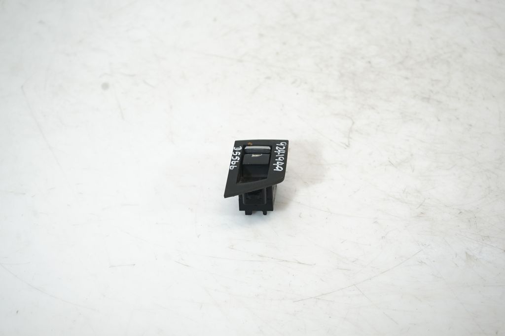 Electric window control switch (3)