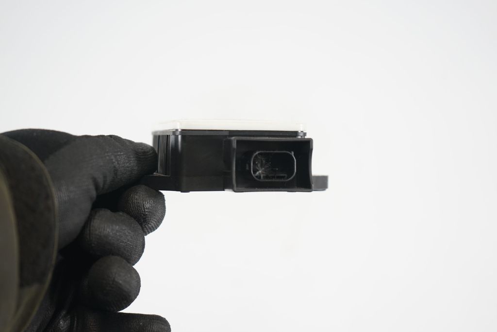 ESP acceleration yaw rate sensor (6)