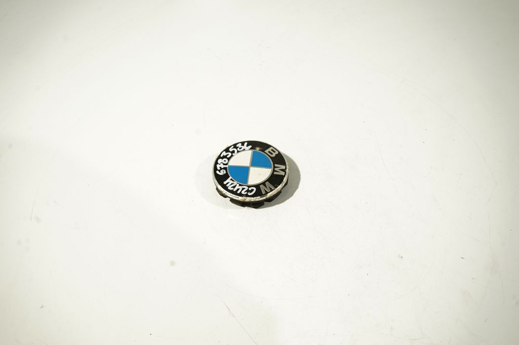 Original wheel cap (3)