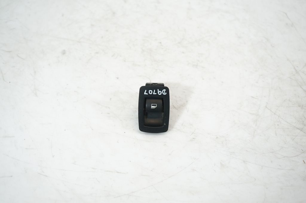 Electric window control switch