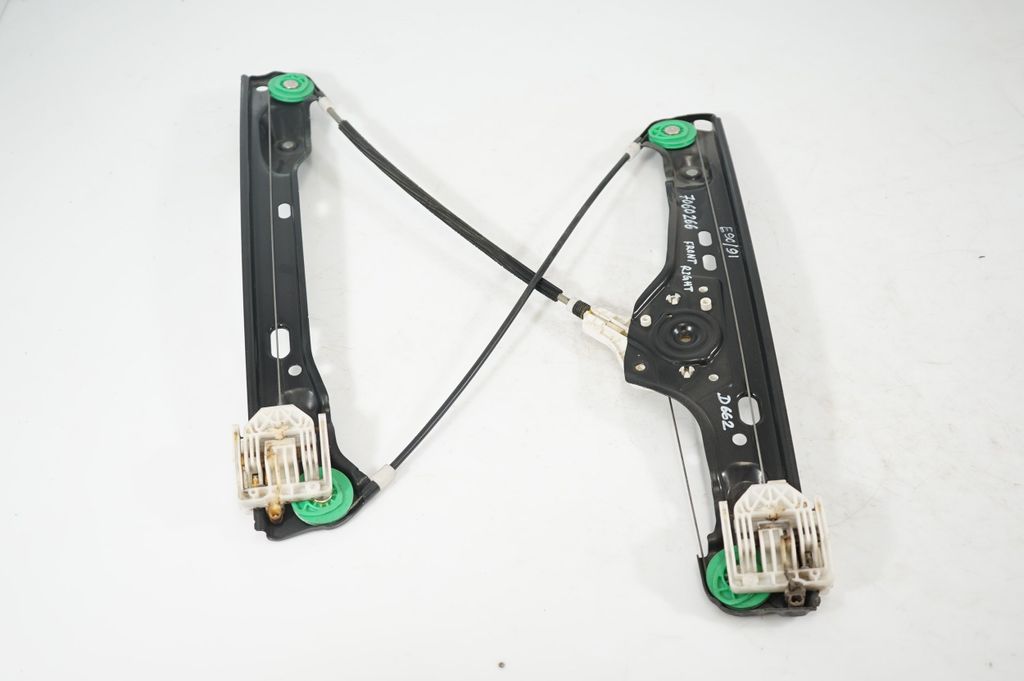 Front door window regulator with motor (2)