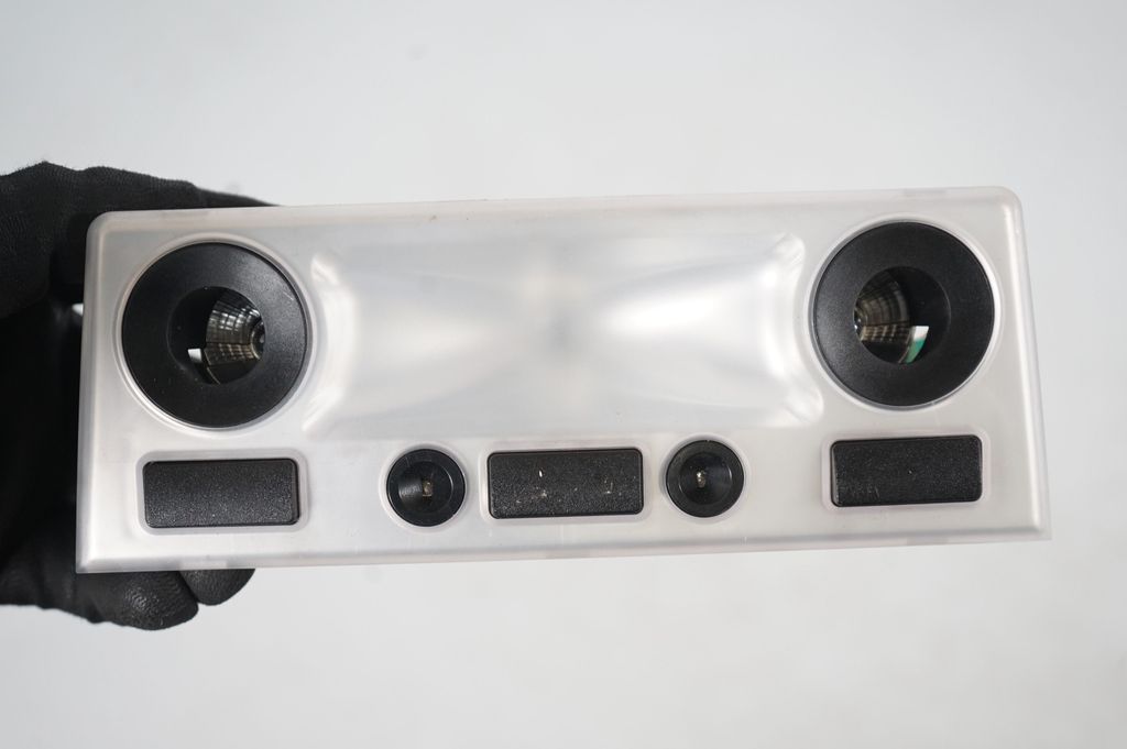 Front seat light (6)