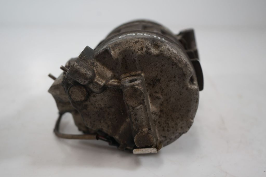 Air conditioning (A/C) compressor (pump) (8)