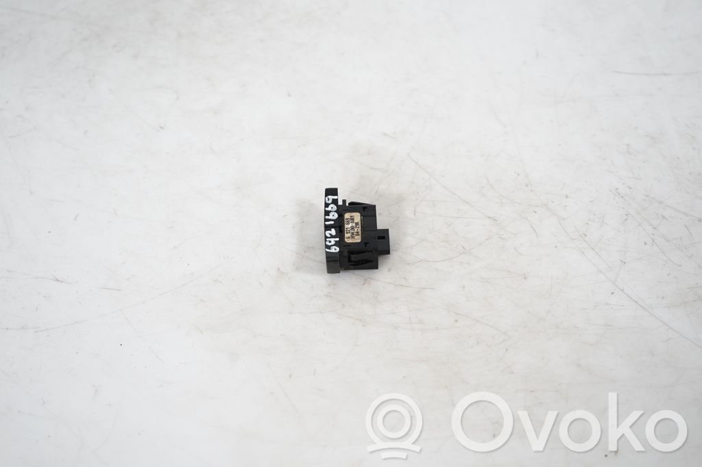 Other switches/knobs/shifts (4)