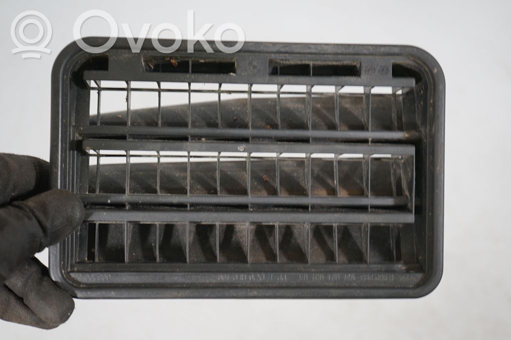 Quarter panel pressure vent (6)