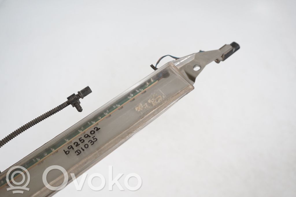 Third/center stoplight (6)