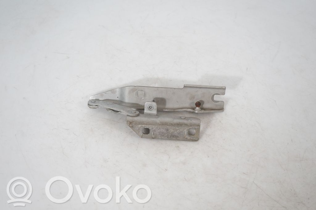 Engine bonnet/hood hinges (5)