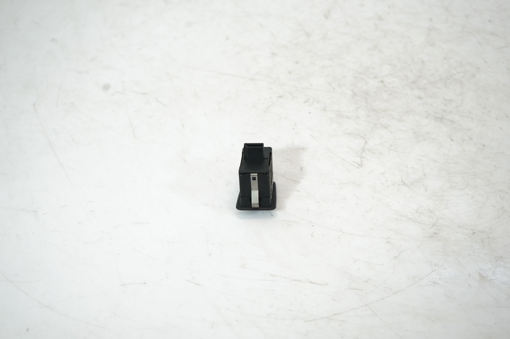 Electric window control switch (5)