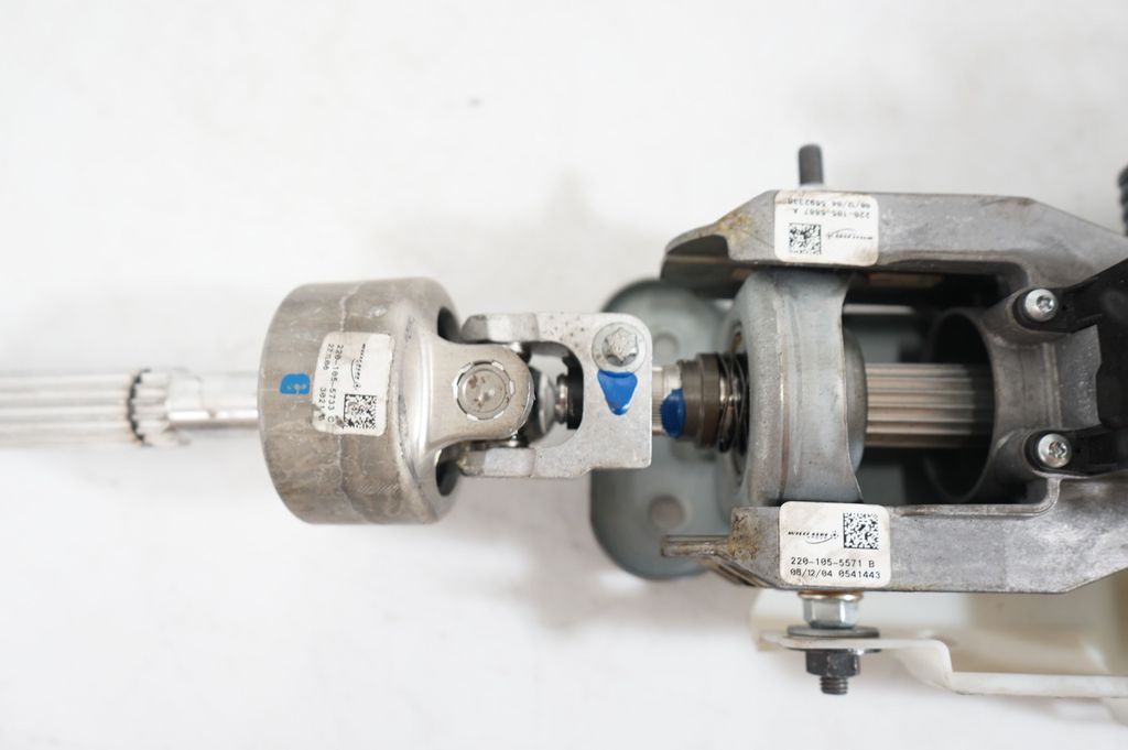 Steering wheel axle set (9)