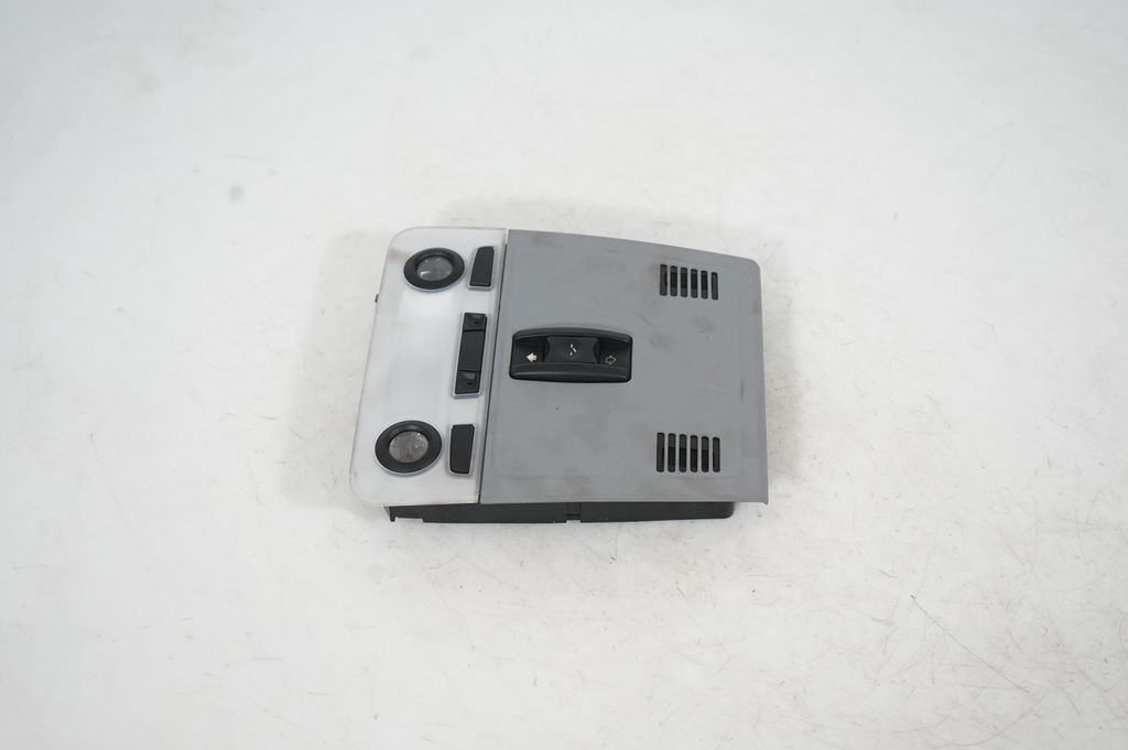 Front seat light (4)