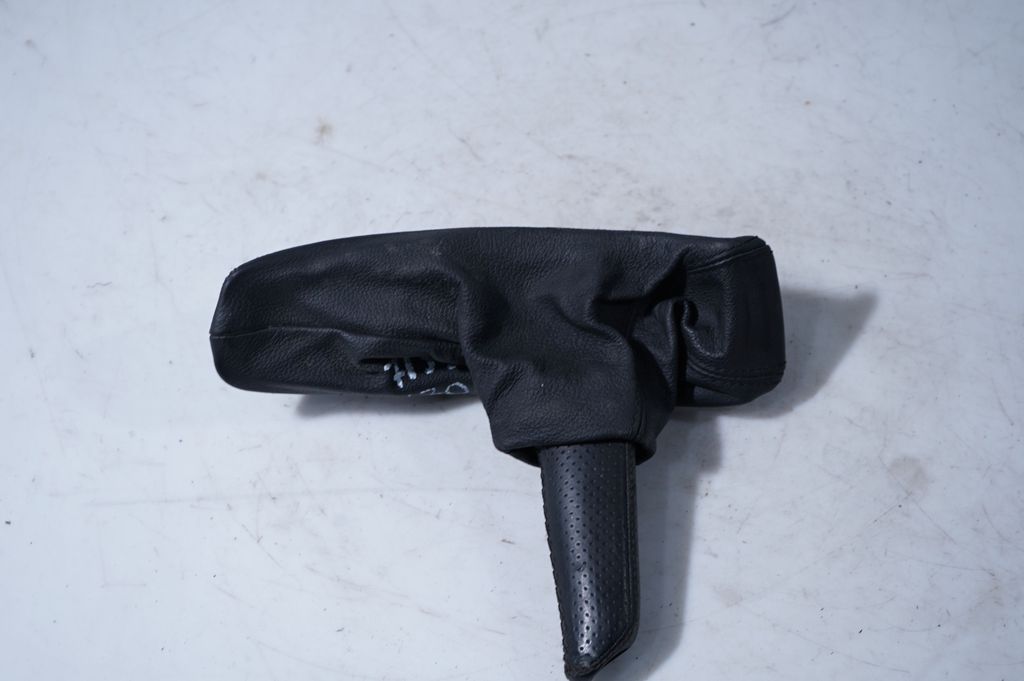 Handbrake trim