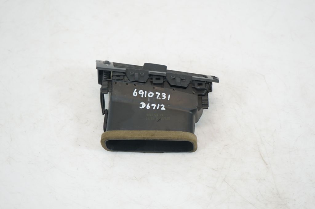 Dashboard side air vent grill/cover trim (3)