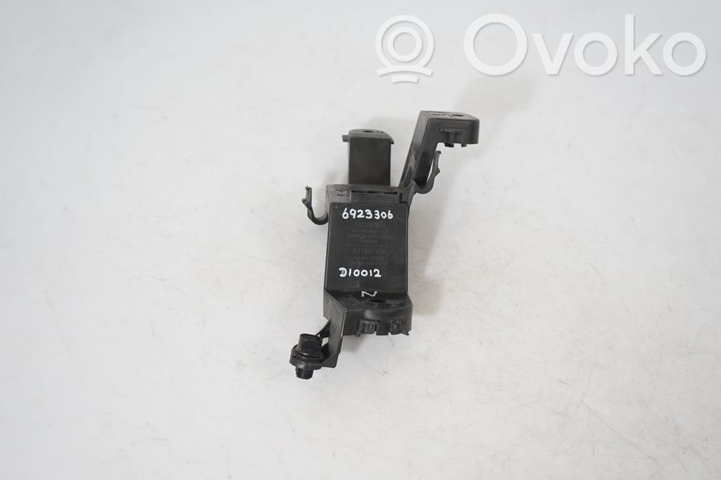 Rear/tail lights (2)