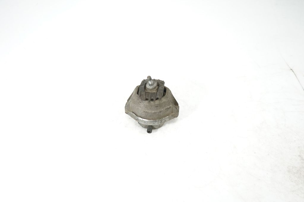 Engine mount bracket (2)