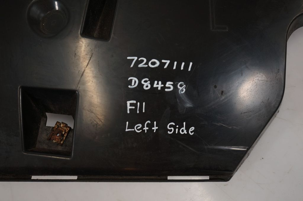 Rear bumper mounting bracket (8)