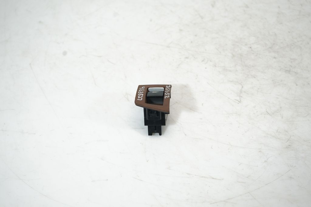 Electric window control switch (3)