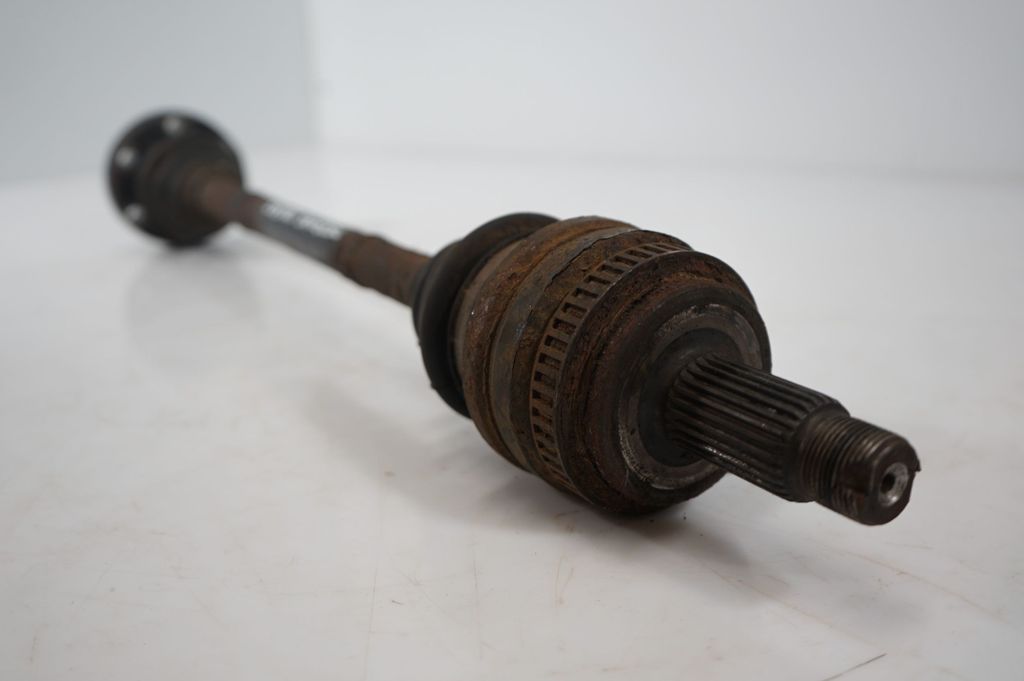 Rear driveshaft (5)
