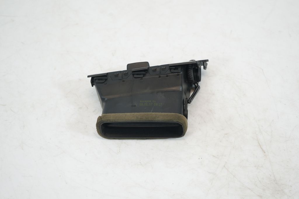 Dashboard side air vent grill/cover trim (3)