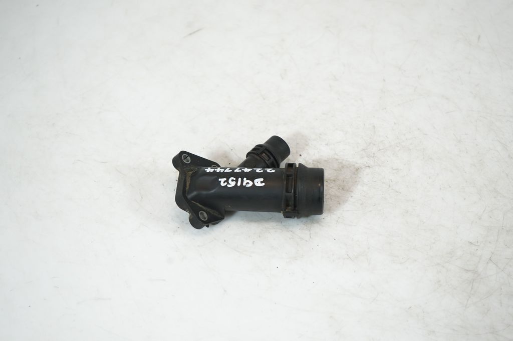 Engine coolant pipe/hose (3)