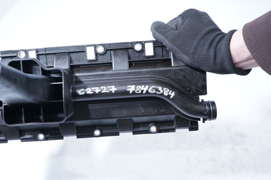 Oil pump (7)