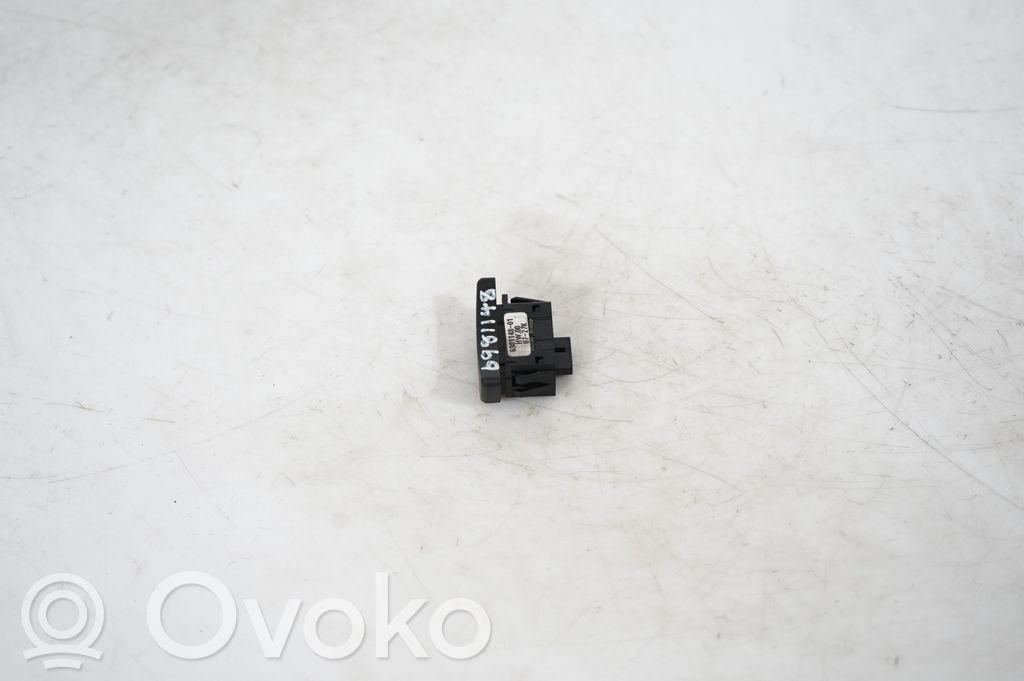 Other switches/knobs/shifts (4)