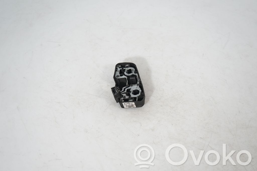 Tailgate rear/tail lights (2)