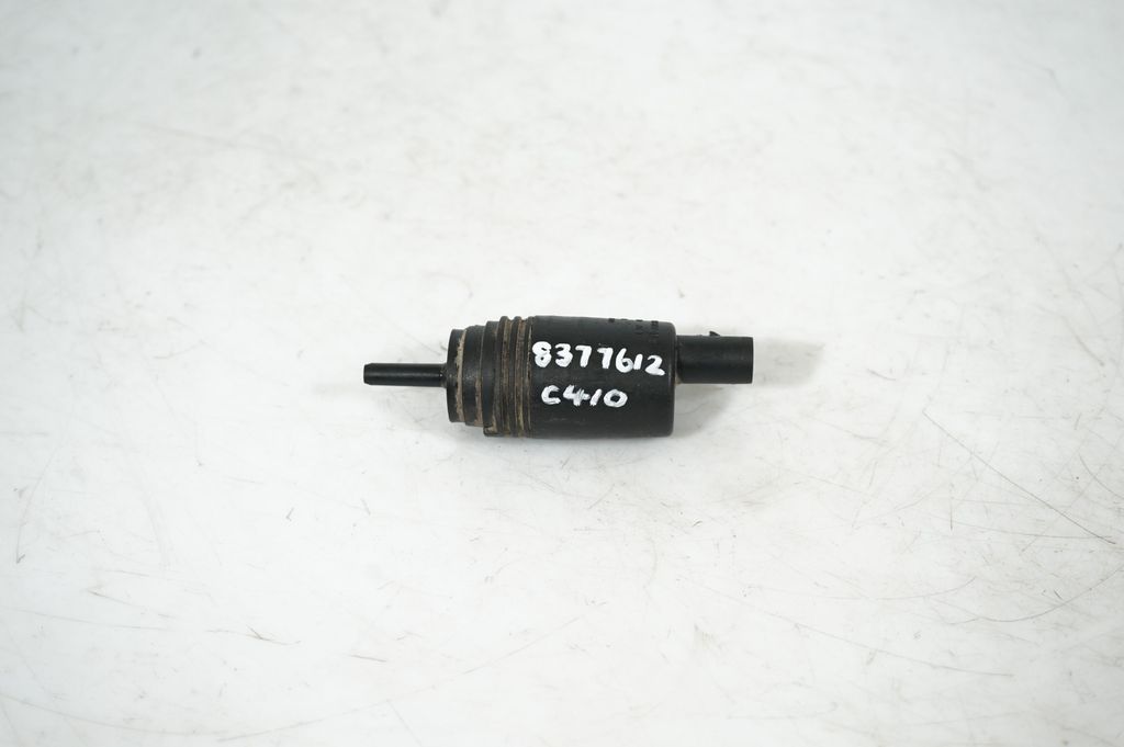 Windscreen/windshield washer pump