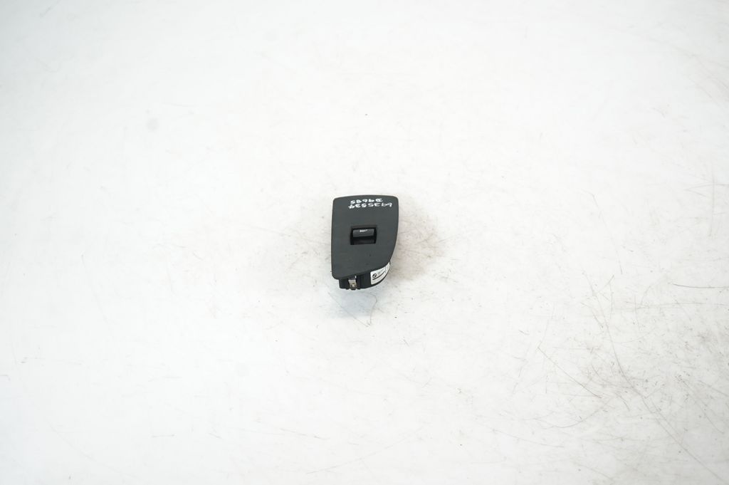 Electric window control switch (3)