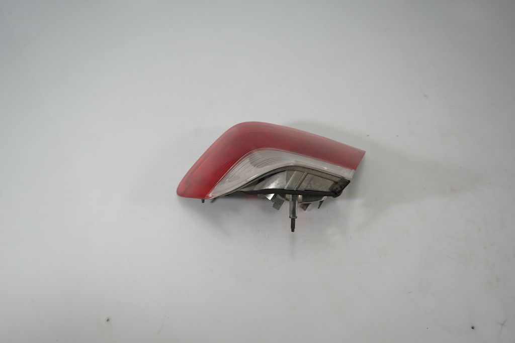 Rear/tail lights (3)