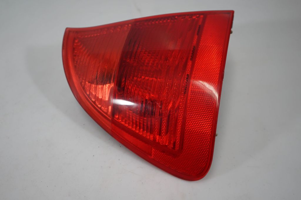 Rear/tail lights (9)