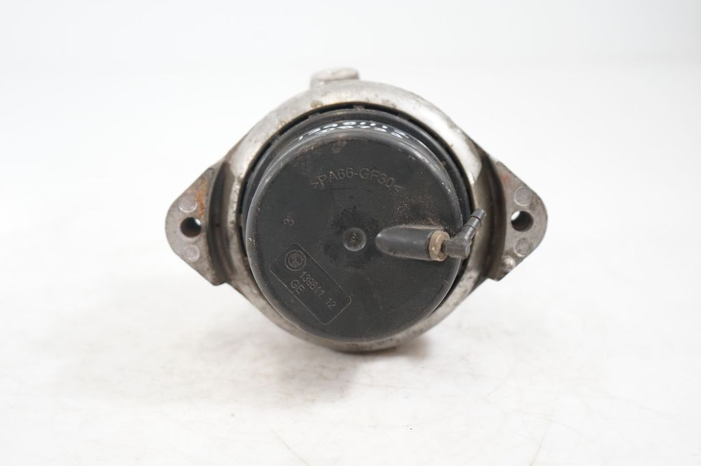 Engine mount bracket (6)