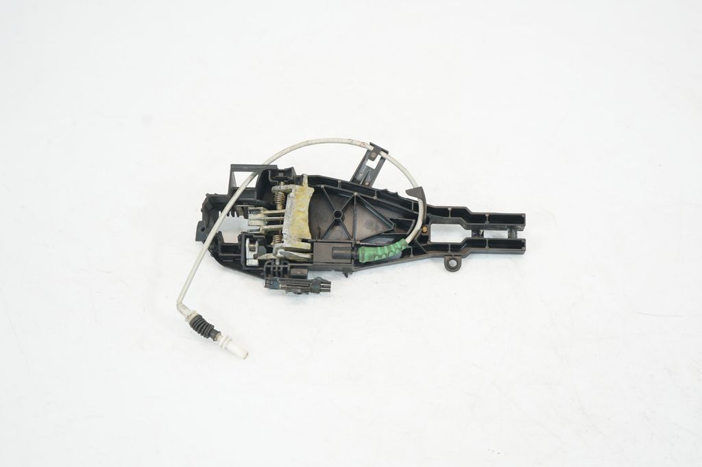 Front door coupe exterior handle/bracket (5)