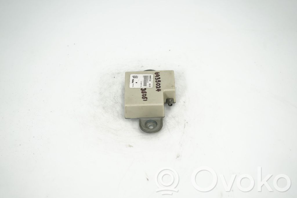 Aerial antenna amplifier (2)