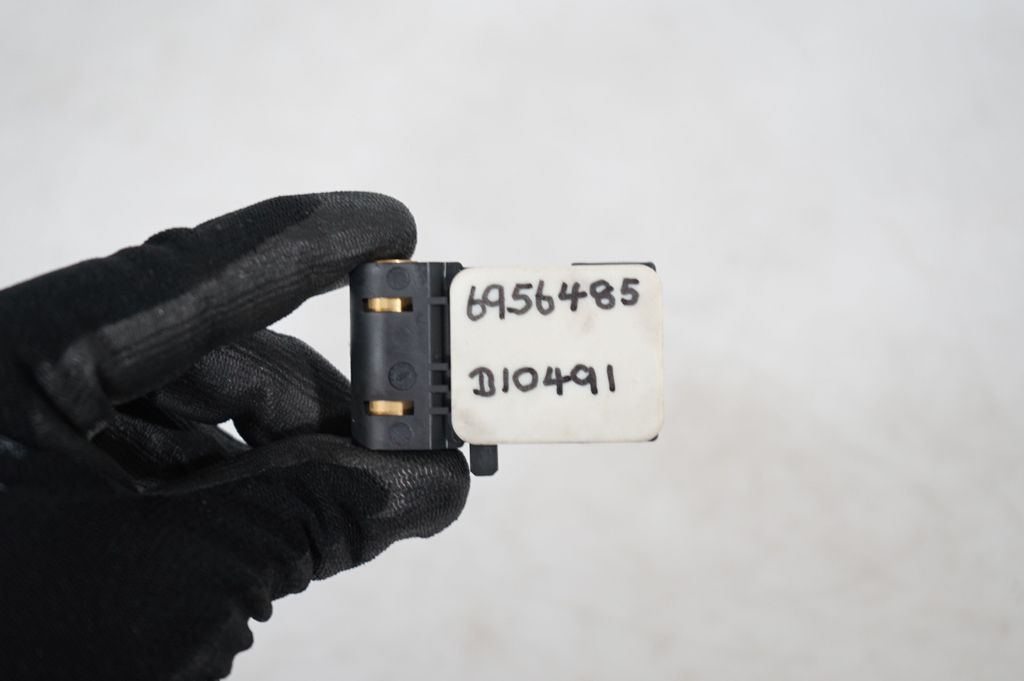 Airbag deployment crash/impact sensor (7)