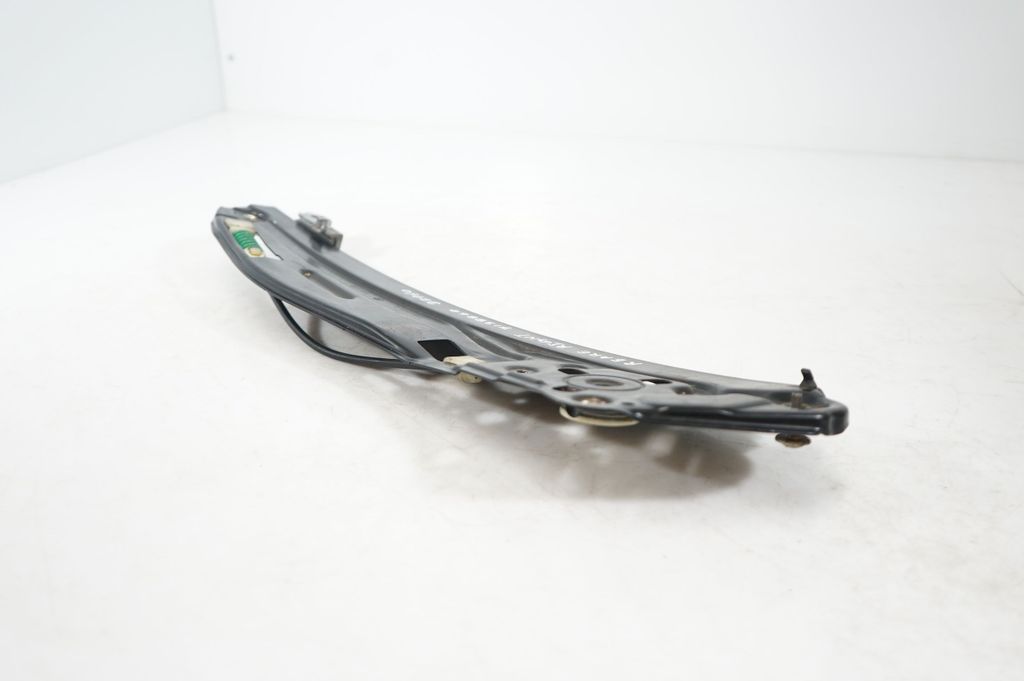 Rear door window regulator with motor (5)