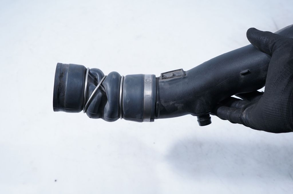 Intercooler hose/pipe (6)