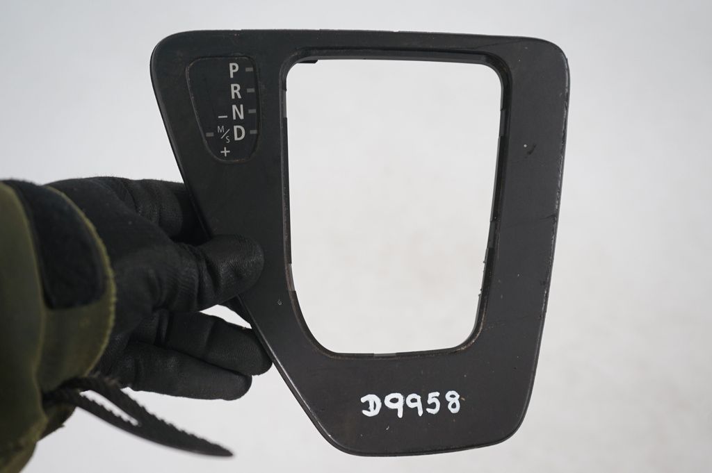 Intake manifold valve actuator/motor (8)