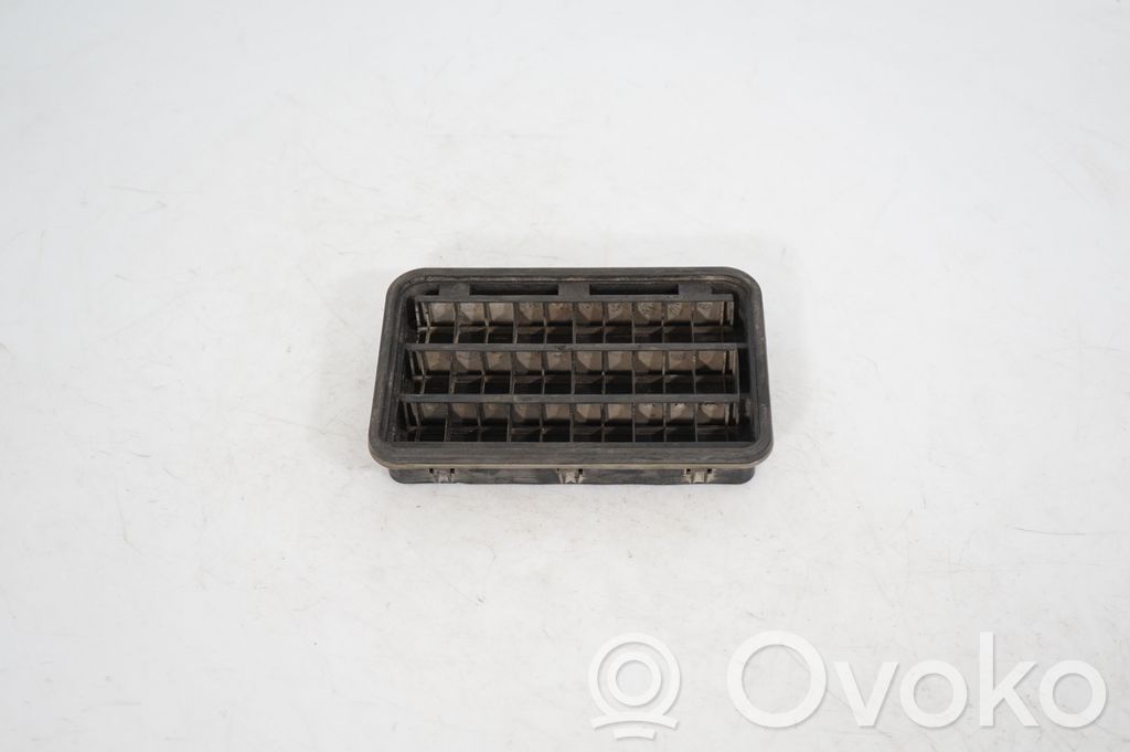 Quarter panel pressure vent (3)