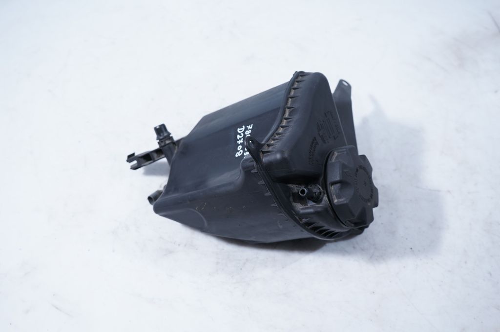 Coolant expansion tank/reservoir (2)