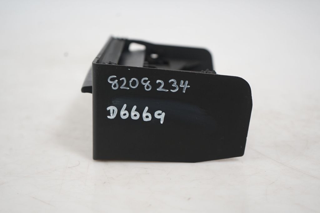 Rear door ashtray (9)