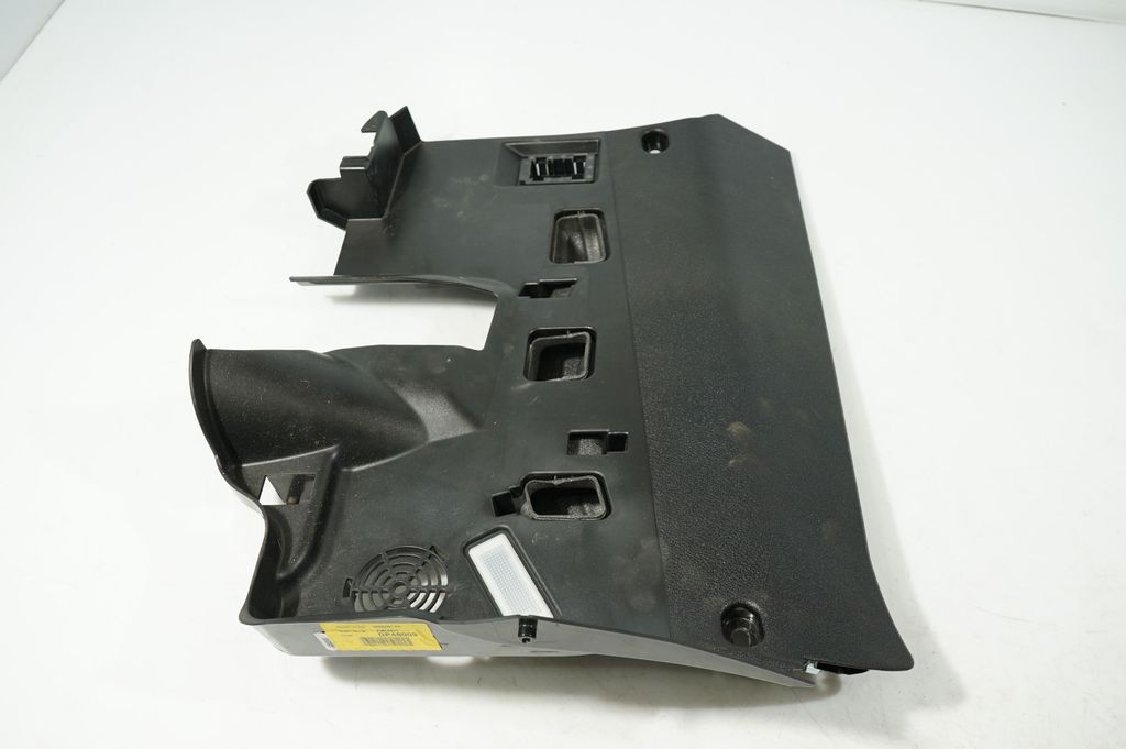 Dashboard lower bottom trim panel (4)