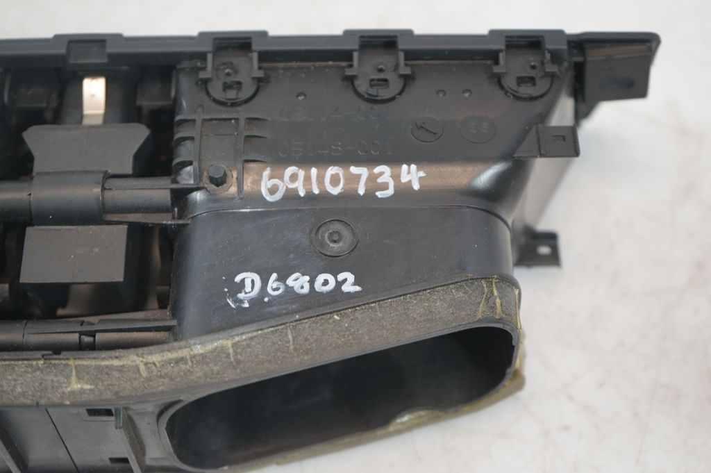 Dash center air vent grill (10)