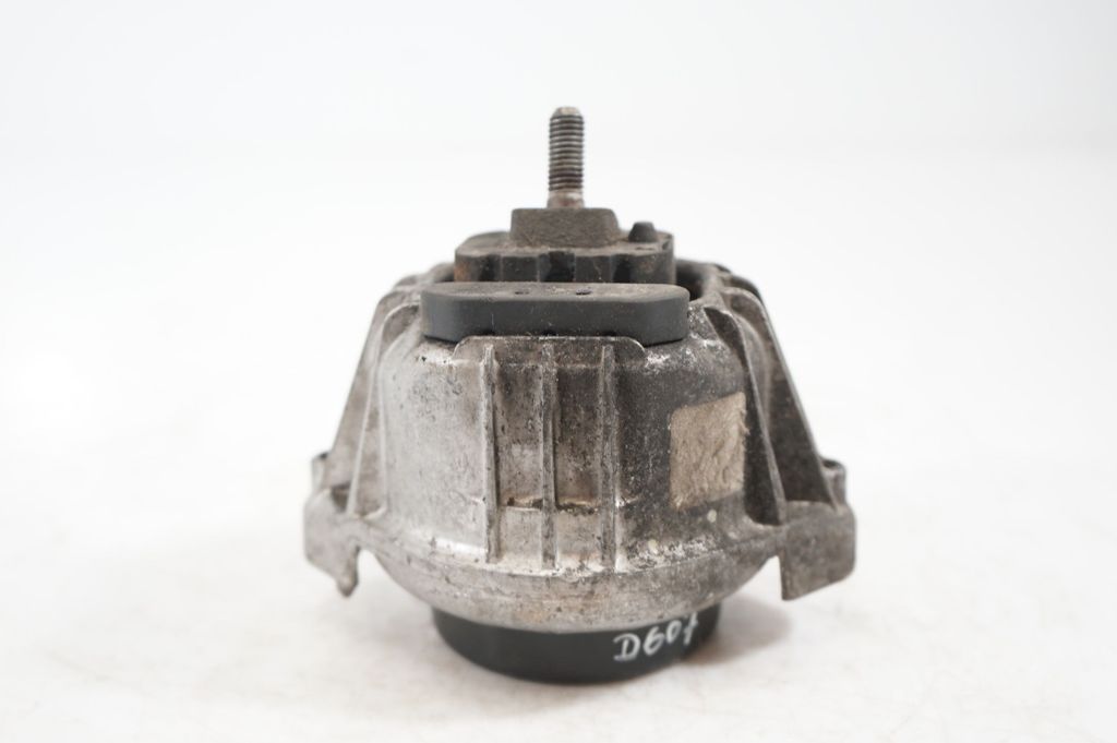 Engine mount bracket (4)