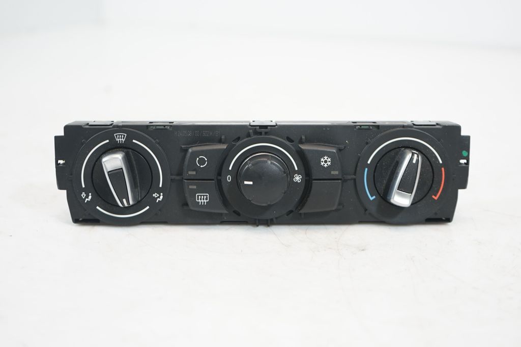 Climate control unit (8)