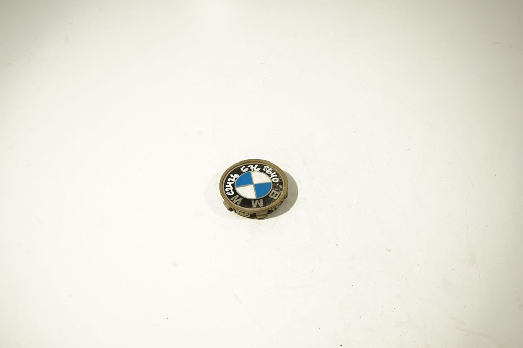 Original wheel cap (3)