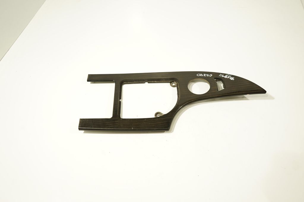 Gear shifter surround trim plastic (2)