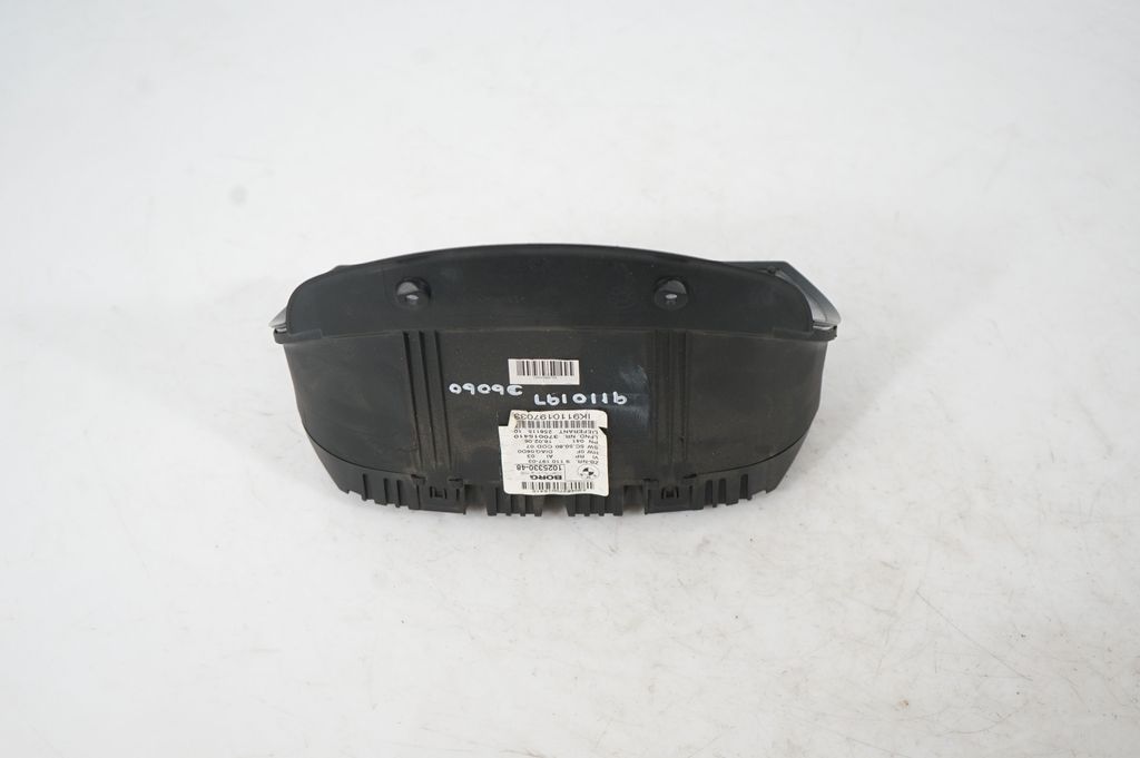 Speedometer (instrument cluster) (3)