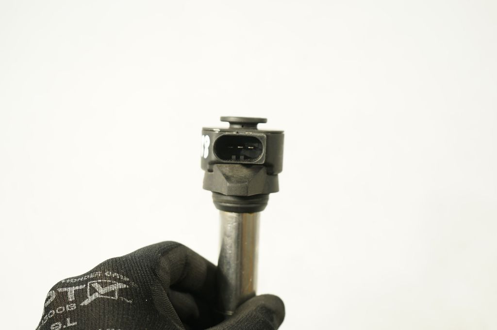 High voltage ignition coil (6)